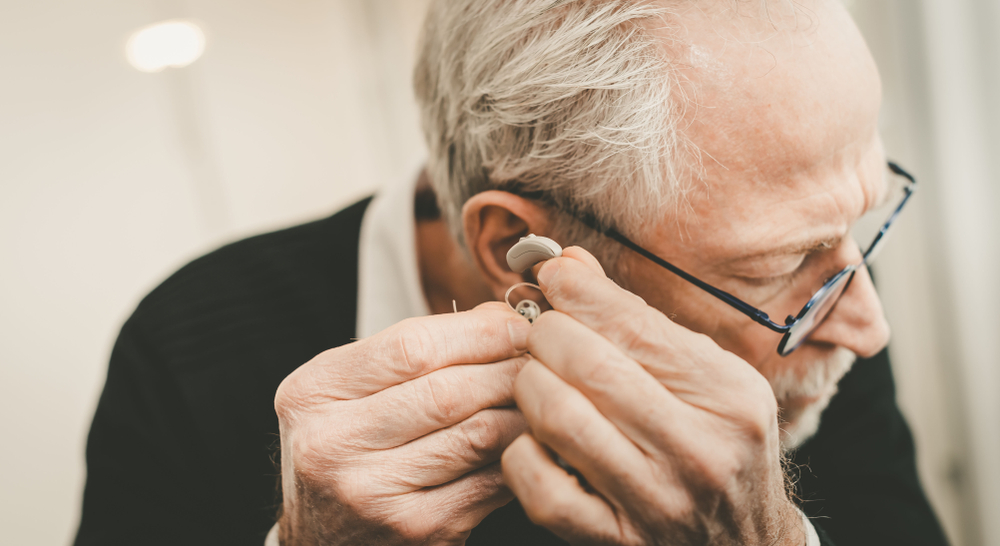 治疗听力损失有助于大脑健康